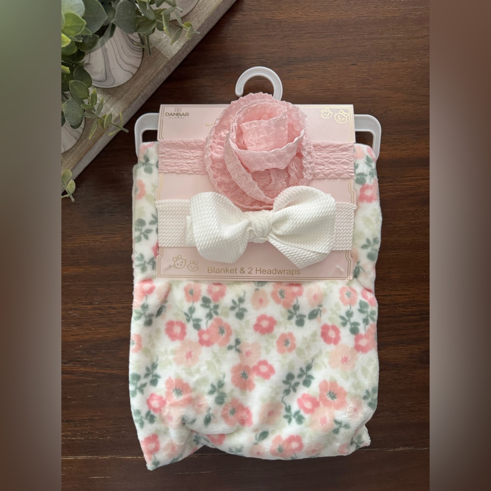 NEW Baby Girl Blanket & Headwrap Set - Pink Floral